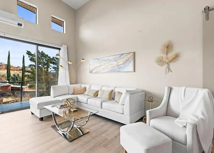 New Moondance Red Rock Retreat Epic Views Holiday home