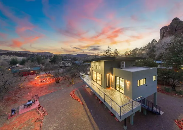 New Moondance Red Rock Retreat Epic Views Holiday home