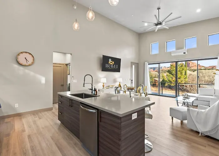 New Moondance Red Rock Retreat Epic Views * Sedona